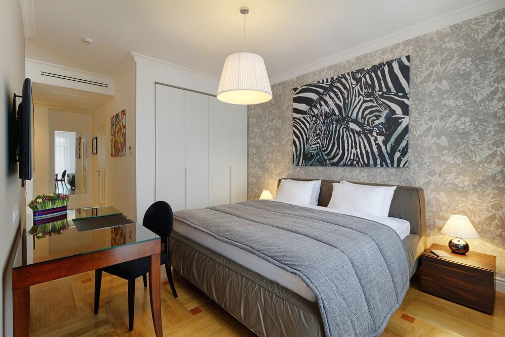 Cityhotel Apartments Kiew Exterior foto