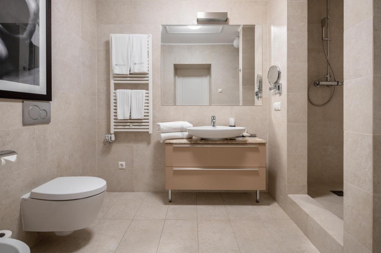 Cityhotel Apartments Kiew Exterior foto